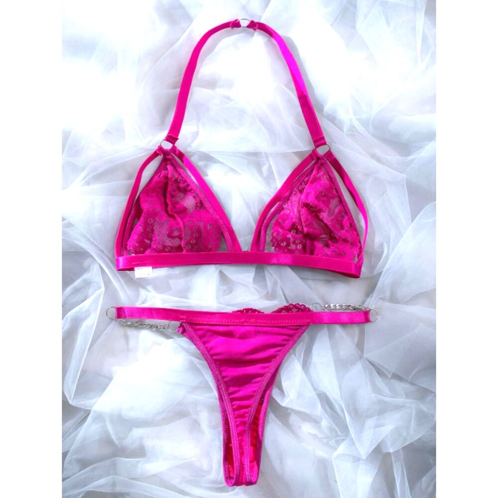 X-Large Hot Pink Floral Lace Harness Wireless Bra & Thong Lingerie Set